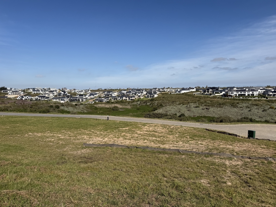 0 Bedroom Property for Sale in Kingswood Golf Estate Western Cape